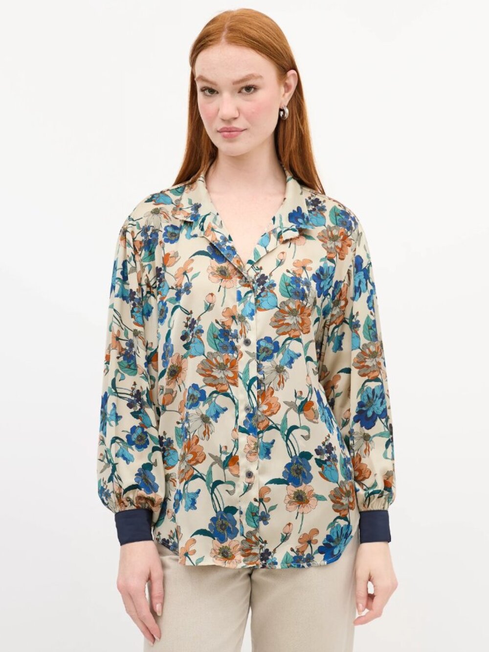 Smythe Cream Floral Print Blouse in Ivory/Blue, size Small